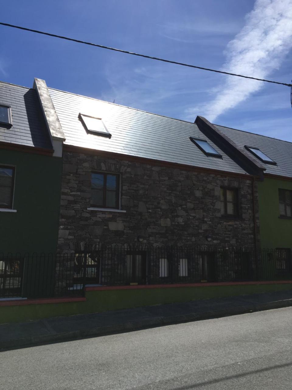 O'Connors Guesthouse Faha  Bagian luar foto