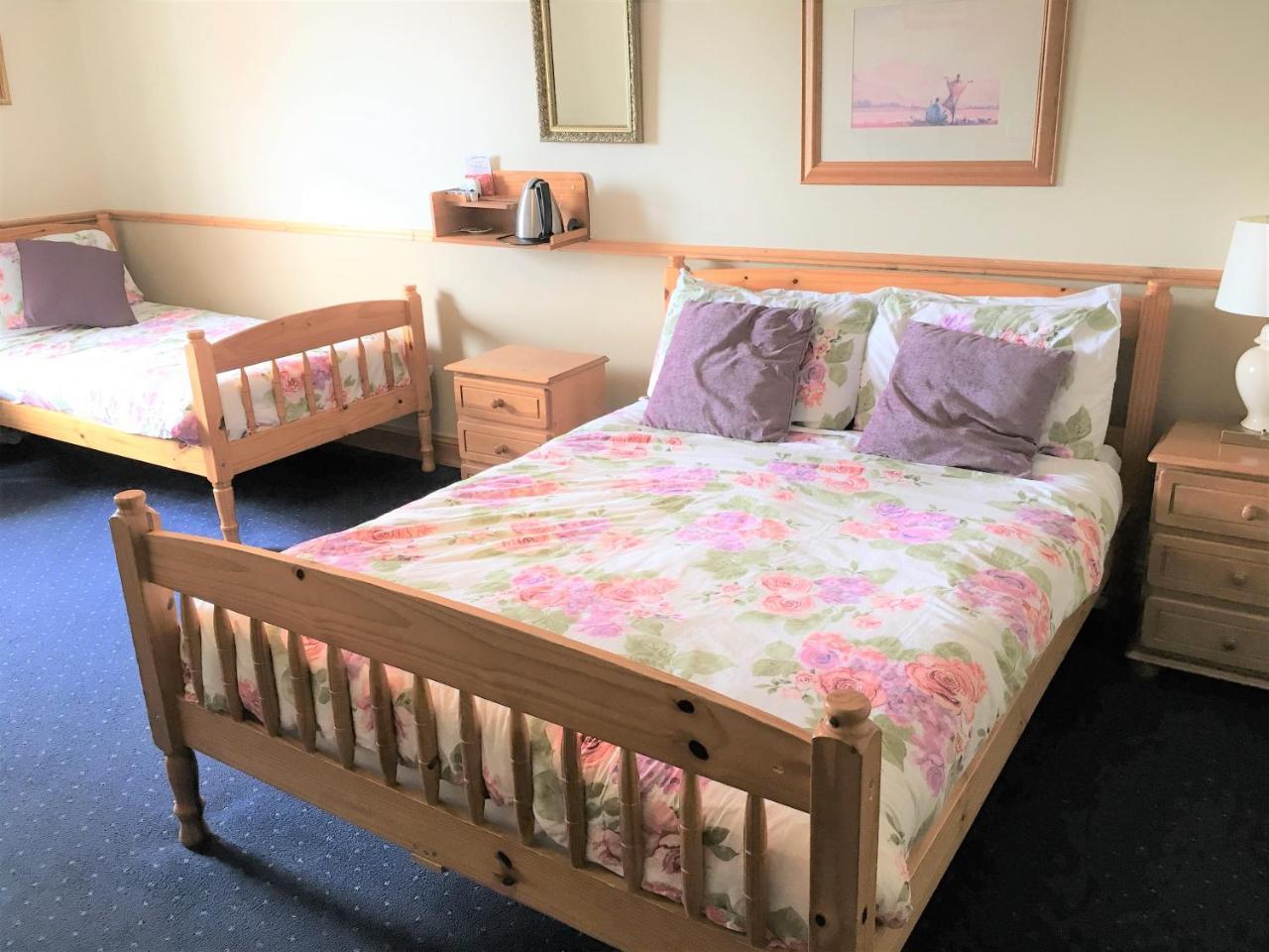 O'Connors Guesthouse Faha  Bagian luar foto