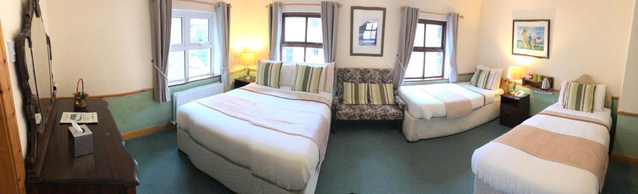 O'Connors Guesthouse Faha  Bagian luar foto