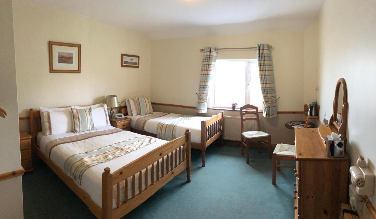 O'Connors Guesthouse Faha  Bagian luar foto