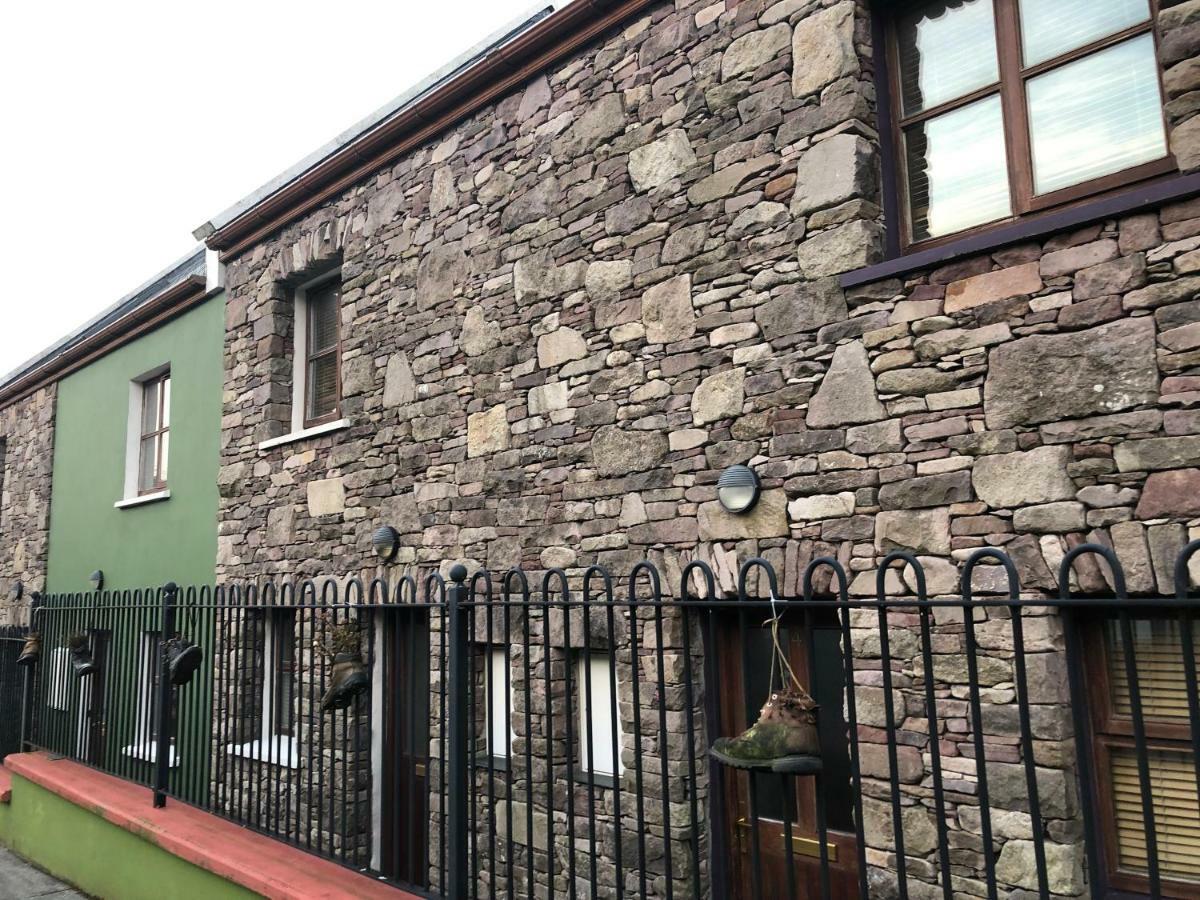 O'Connors Guesthouse Faha  Bagian luar foto